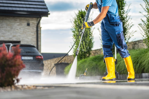 Best Deck Pressure Washing  in Elm Creek, TX